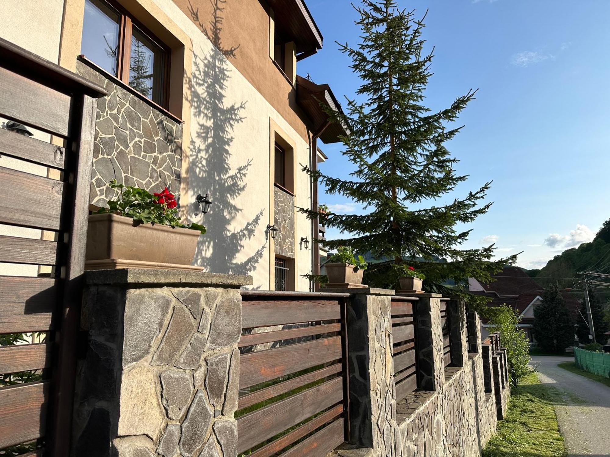 Mýto pod Ďumbierom Holiday Home Skalka מראה חיצוני תמונה