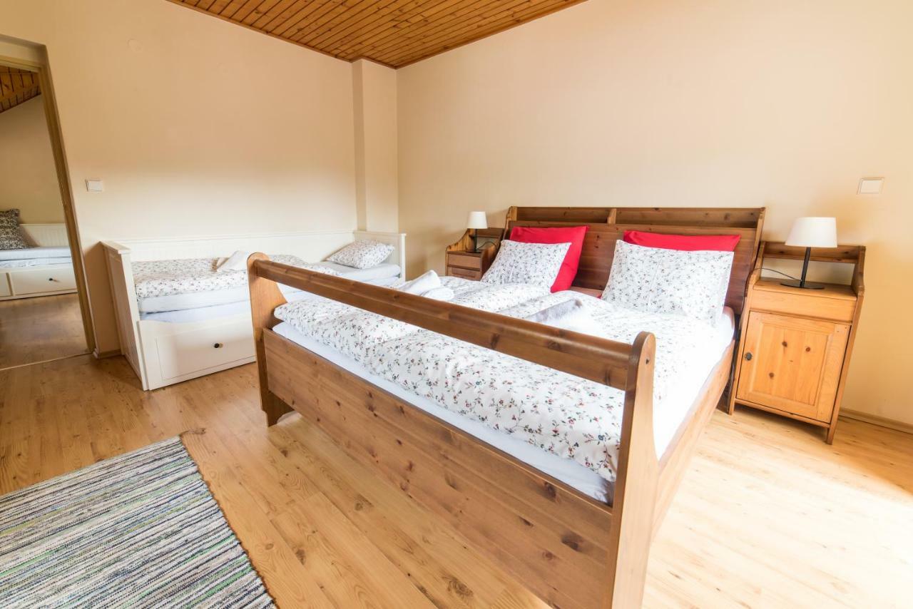 Mýto pod Ďumbierom Holiday Home Skalka מראה חיצוני תמונה